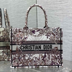 Christian Dior Shopping Bags